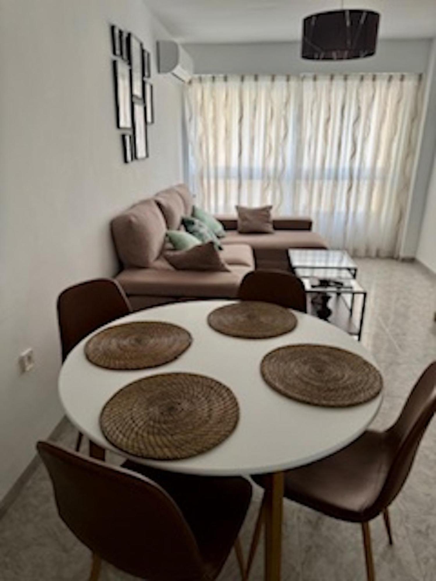 Holidays2malaga Paseo Tilos 3 Fibra Wifi Ideal Teletrabajar Apartamento *